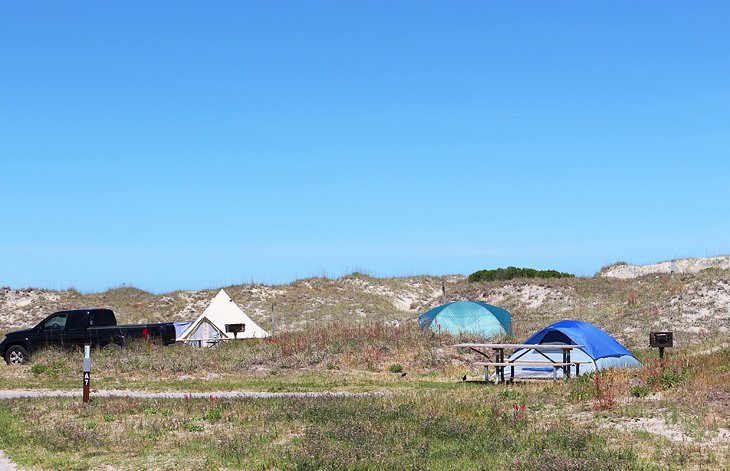 Tents along the dunes at Oregon Inlet Campground