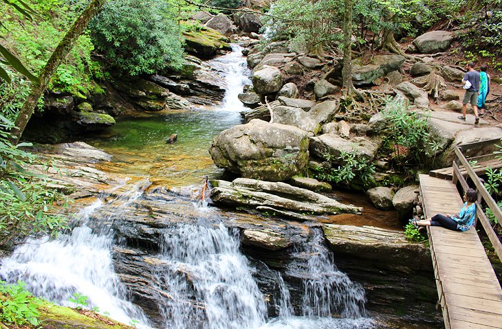 11 cascadas mejor valoradas en Carolina del Norte