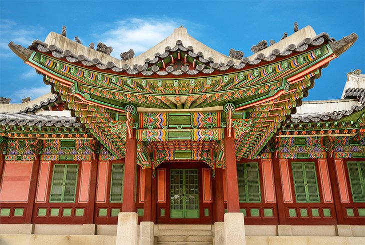 what are popular tourist attractions in south korea