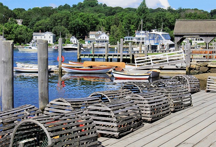 Casiers à homard sur le quai, Mystic, Connecticut
