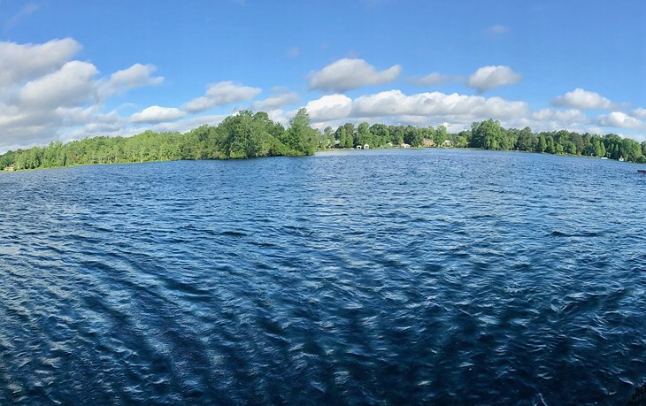 Prestwood Lake, Hartsville