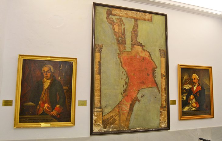 Paintings at the Museo de las Cortes de Cadiz