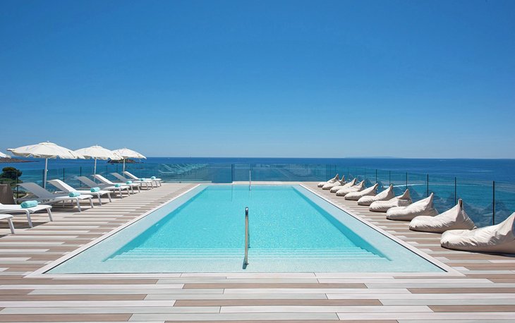 12 resorts mejor calificados en Ibiza
