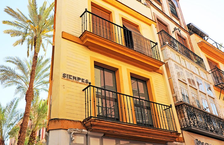 Calle de las Sierpes