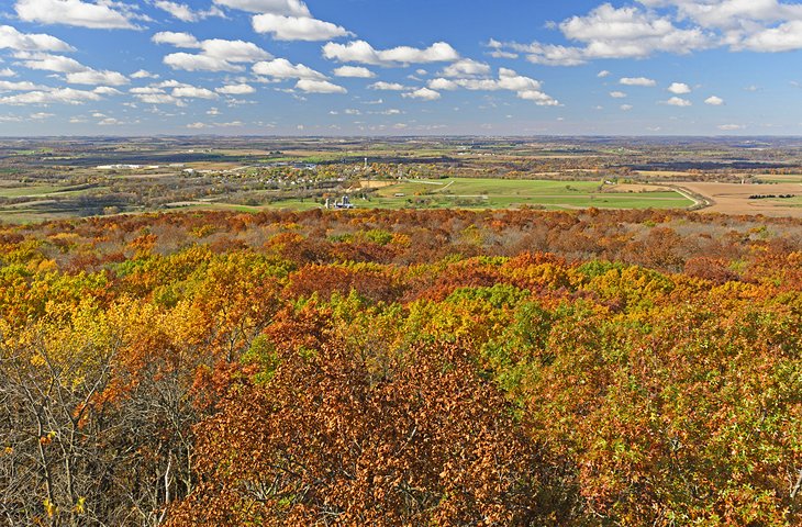 Parc d'État de Blue Mound à l'automne