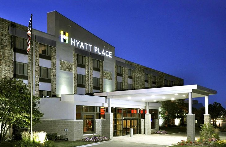 Los 12 mejores hoteles cerca del Aeropuerto de Milwaukee (MKE)