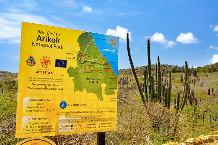 Formation rocheuse d'Ayo dans le parc national d'Arikok