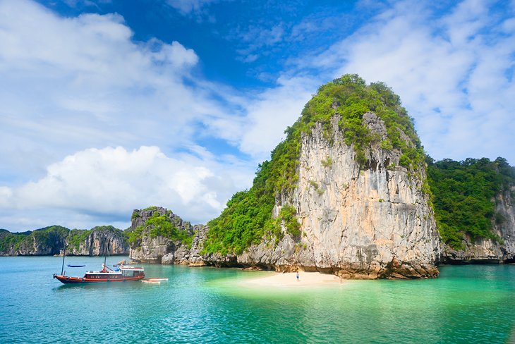 Pristine beach on Cát Bà