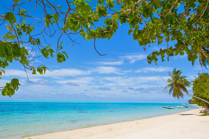 Praia da Matira na ilha de Bora Bora