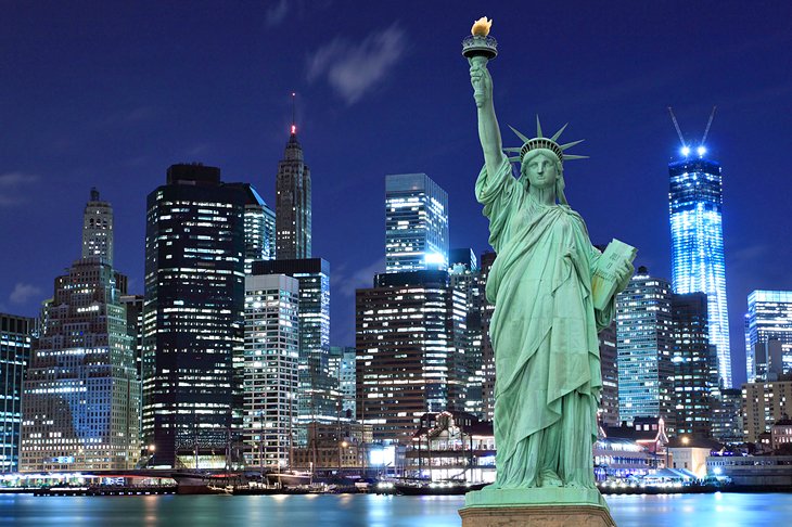 Manhattan skyline with the Statue of Liberty in the foreground