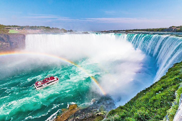 Rainbow over Horseshoe Falls, Niagara Falls