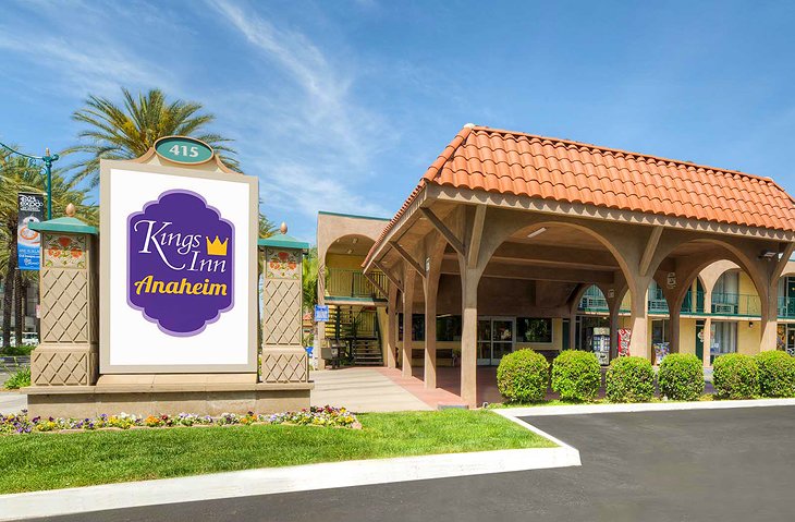 Photo Source: Kings Inn Anaheim