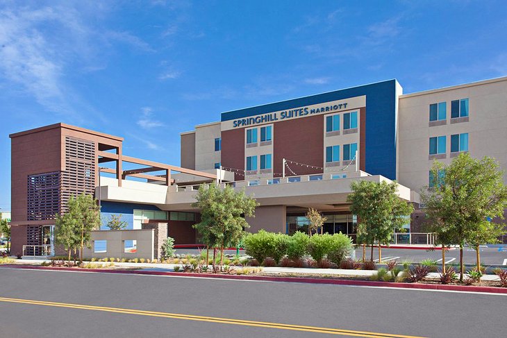 Photo Source: SpringHill Suites Huntington Beach Orange County