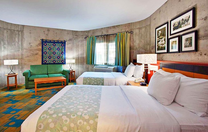 La Quinta Inn & Suites by Wyndham Irvine Spectrum