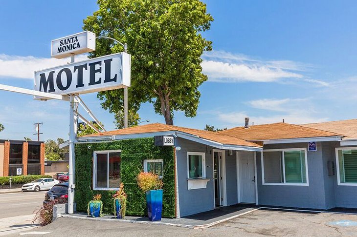 Photo Source: Santa Monica Motel