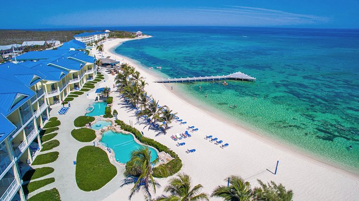 10 resorts mejor calificados en las Islas Caimán