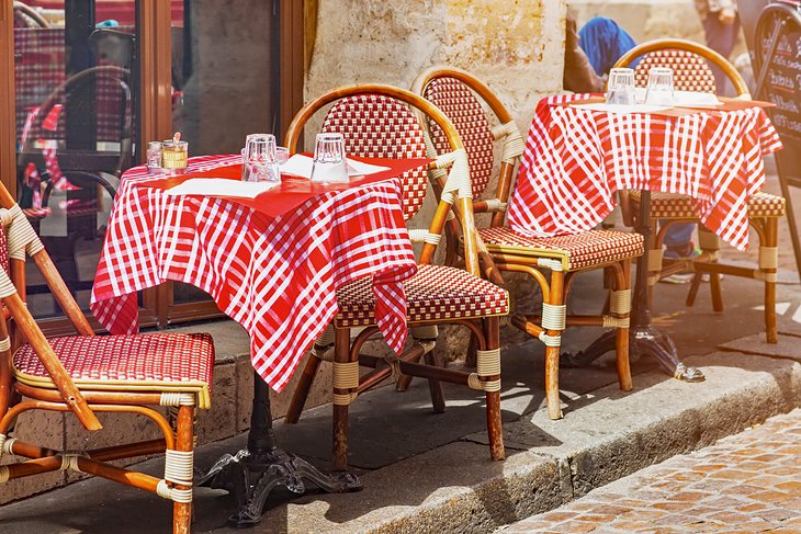 Café on Rue Mouffetard