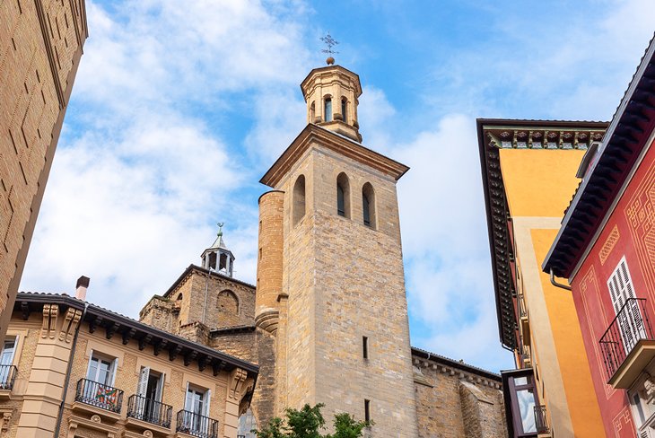 Iglesia de San Saturnino