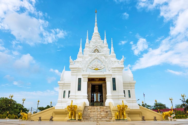 Surat Thani City Pillar Shrine