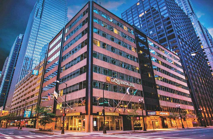 Photo Source: La Quinta Inn & Suites by Wyndham Chicago Downtown