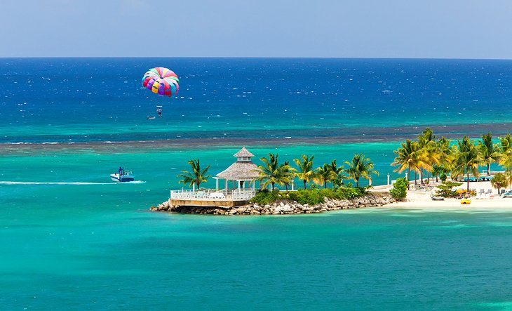 Parasailing in Ocho Rios