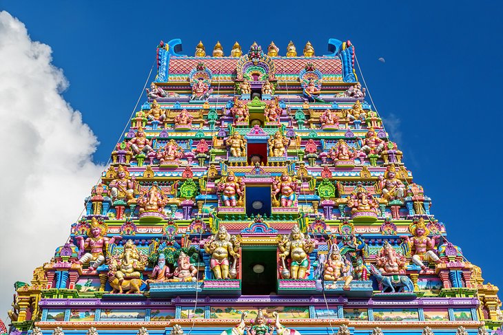 Temple Arul Mihu Navasakthi Vinayagar