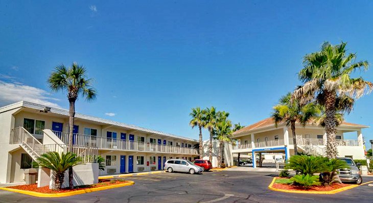 Pet Friendly Hotels In Destin Fl