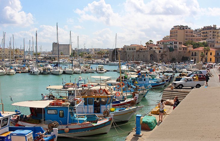 The harbor in the Old Town of Heraklion