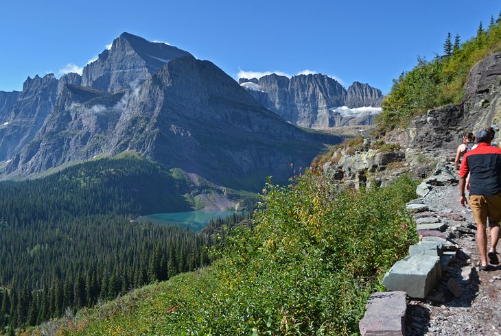 Day hiking in Glacier National Park