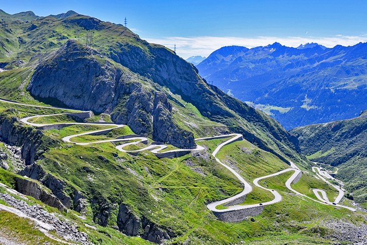 Twisty turns up the Gotthard Pass