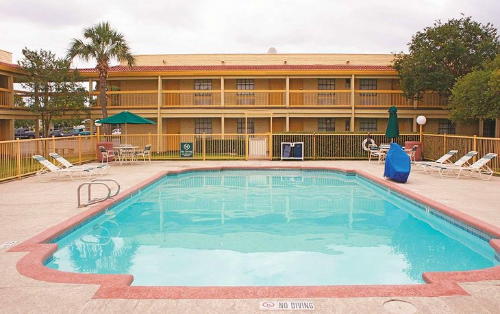 Photo Source: La Quinta Inn by Wyndham San Antonio Vance Jackson