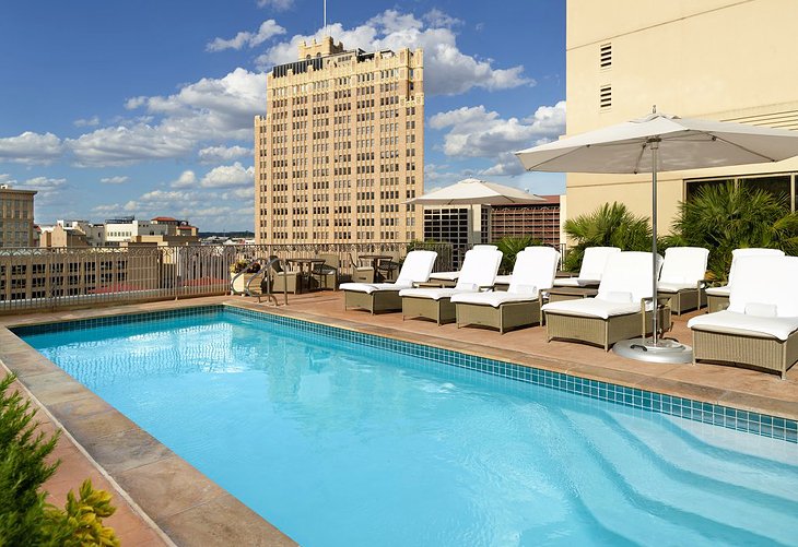 14 Best Pet Friendly Hotels In San Antonio Tx Planetware