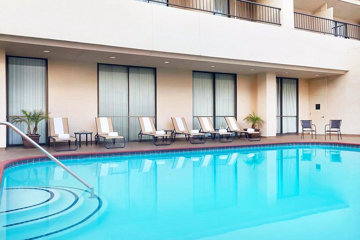 Photo Source: Radisson Hotel Fresno Conference Center