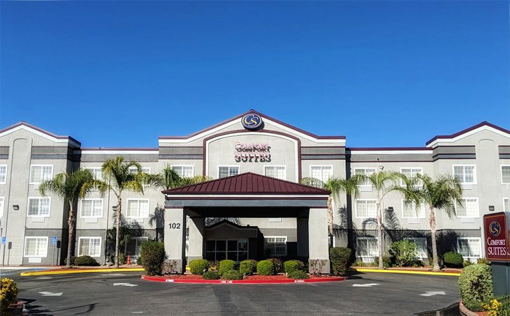 hotels in fresno cali