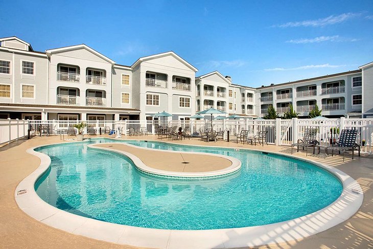 Photo Source: Hampton Inn & Suites Outer Banks/Corolla