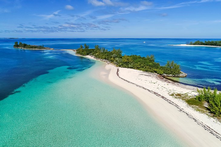 Aerial view of Munjack Cay