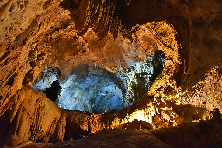 Inside Shasta Lake Caverns