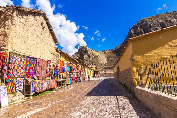 Street in Ollantaytambo