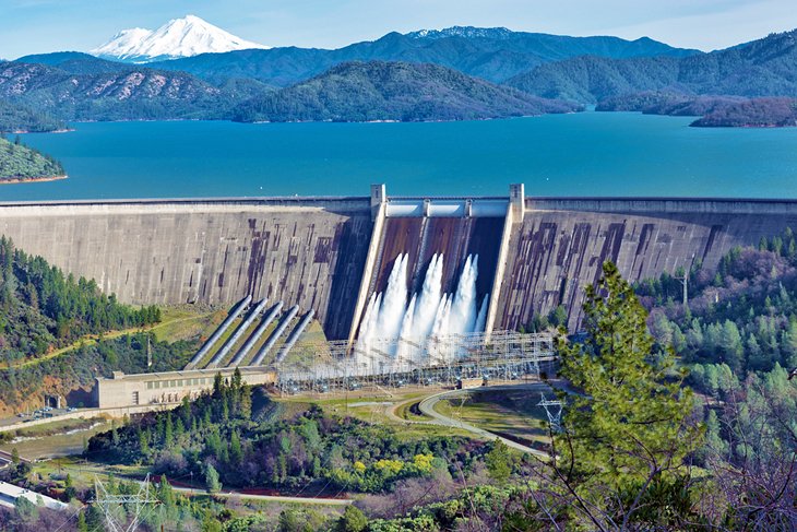 Shasta Lake and the Shasta Dam