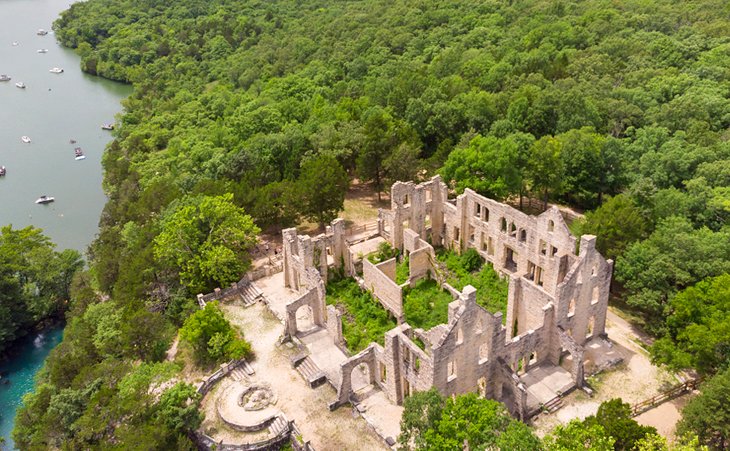 Castle ruins at Ha Ha Tonka State Park