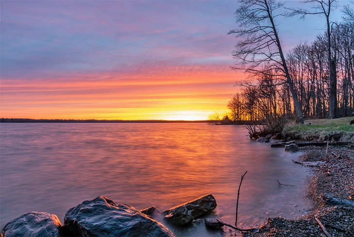 Winter sunset over Pymatuning Lake