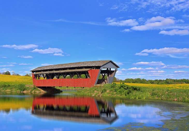 A picturesque covered bridge in Ohio