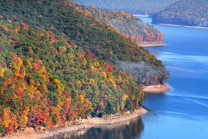 Fall colors at Kinzau Lake