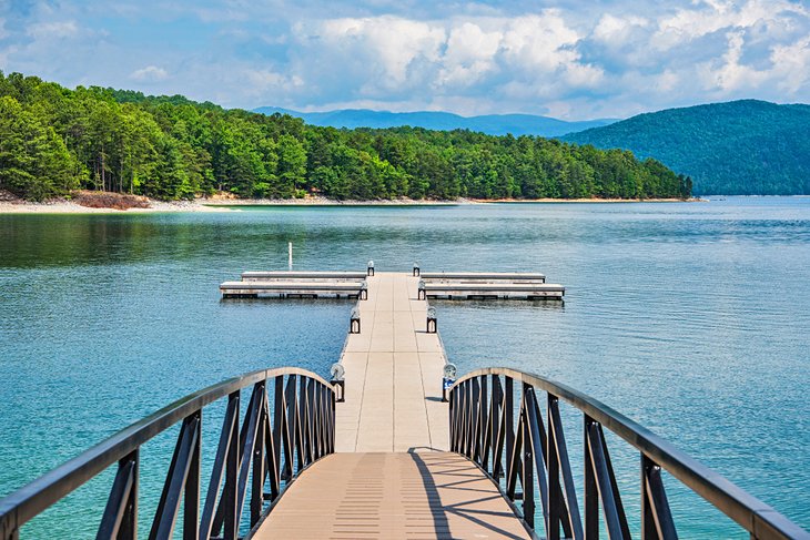 Lake Jocassee, Devils Fork State Park