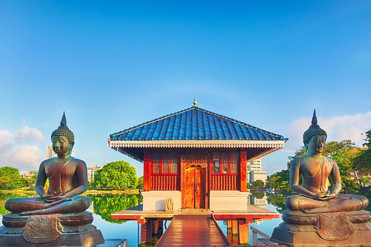 Seema Malaka Temple, Beira Lake, Colombo