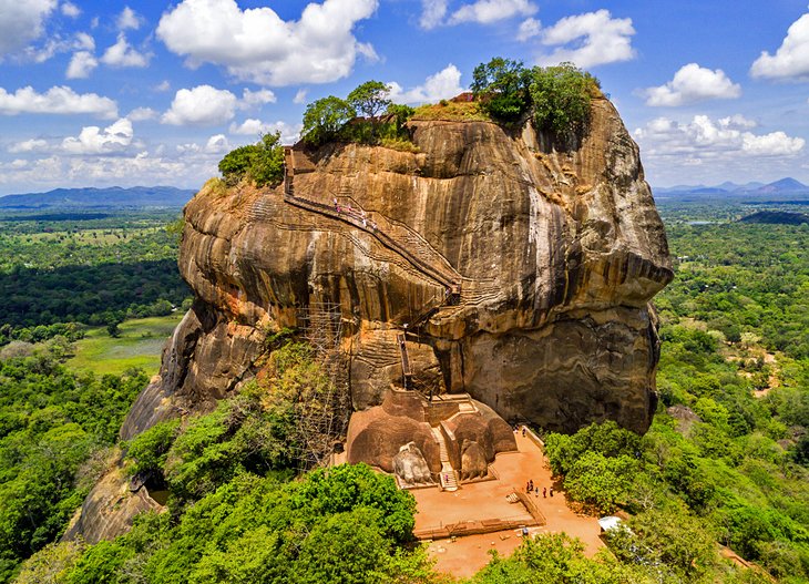 tourist attractions places in sri lanka