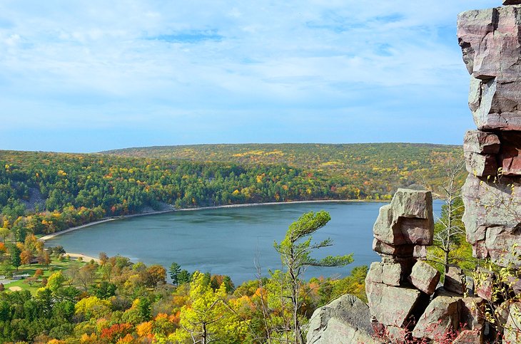View of Devil's Lake in the fall