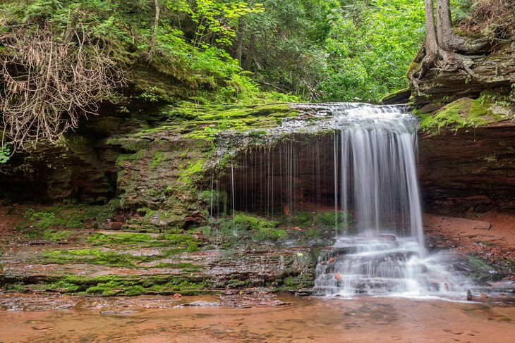 Lost Creek Falls