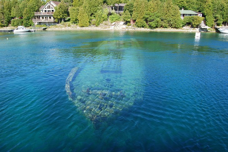 Shipwreck near Tobermory