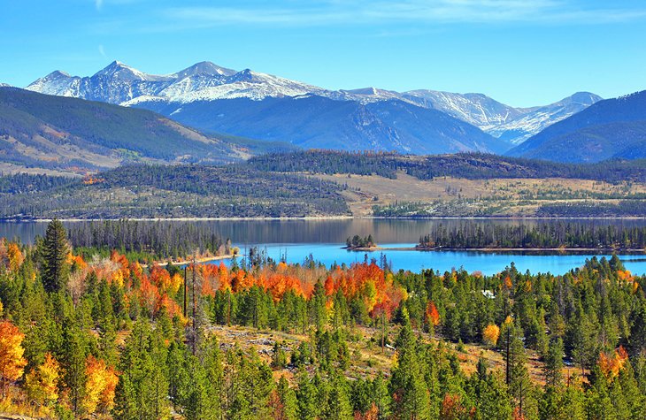 Dillon Reservoir in the fall